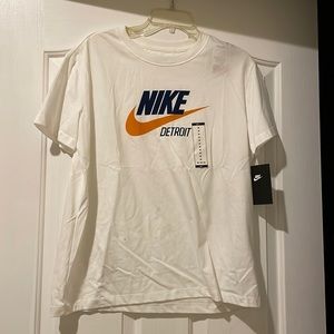 White Nike Tee- Size Medium